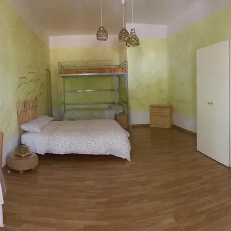 Farm stay Apricot Policoro