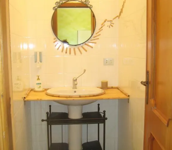 בית חווה Apricot